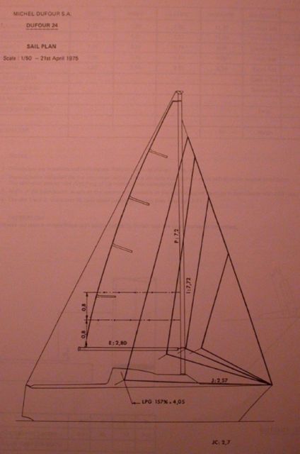 [Immagine: 201241016228_Dufour 24 sail plan 1.jpg]